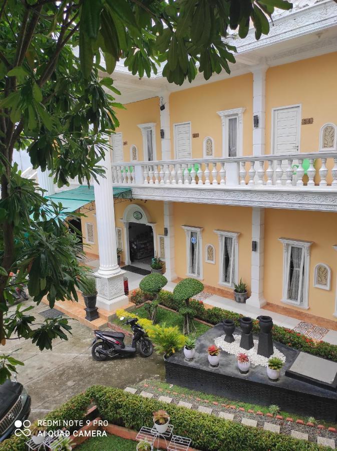 Perabumulih Hotel Nayora Prabumulih מראה חיצוני תמונה