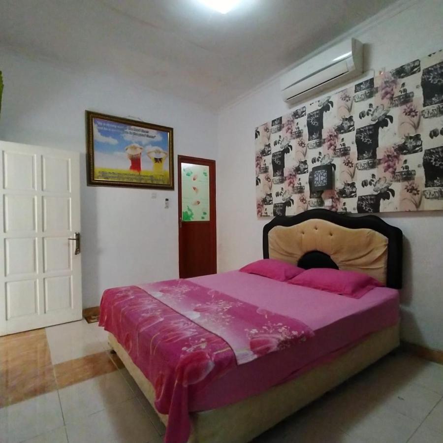 Perabumulih Hotel Nayora Prabumulih מראה חיצוני תמונה