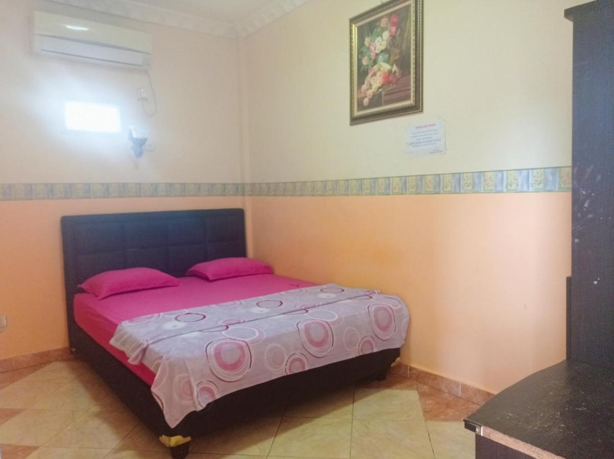 Perabumulih Hotel Nayora Prabumulih מראה חיצוני תמונה
