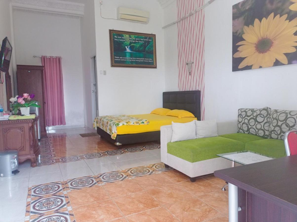 Perabumulih Hotel Nayora Prabumulih מראה חיצוני תמונה